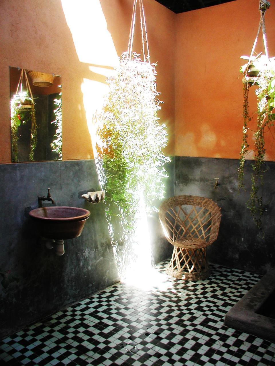 Patio Dos Quintalinhos - Casa Di Gabriele Bed and Breakfast Ilha de Mocambique Buitenkant foto